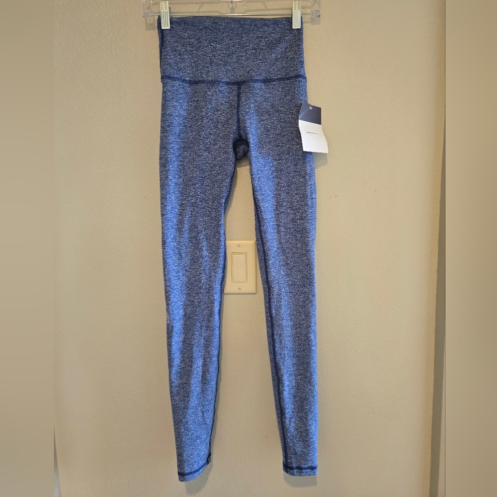 **NWT** FLEO "El Toro leggings 28" high rise, Size small blue